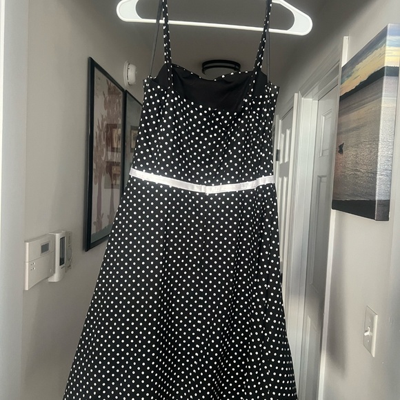 BCX Size 11, strappy black dress with white polka dots - Picture 2 of 4
